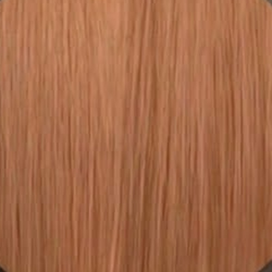 Duchess — Light Peach Copper hair extension swatch